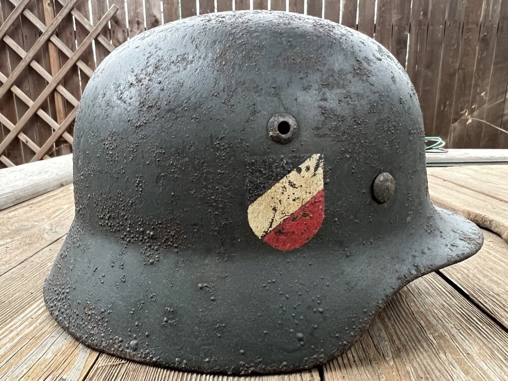 Wehrmacht helmet M35 DD / from Stalingrad