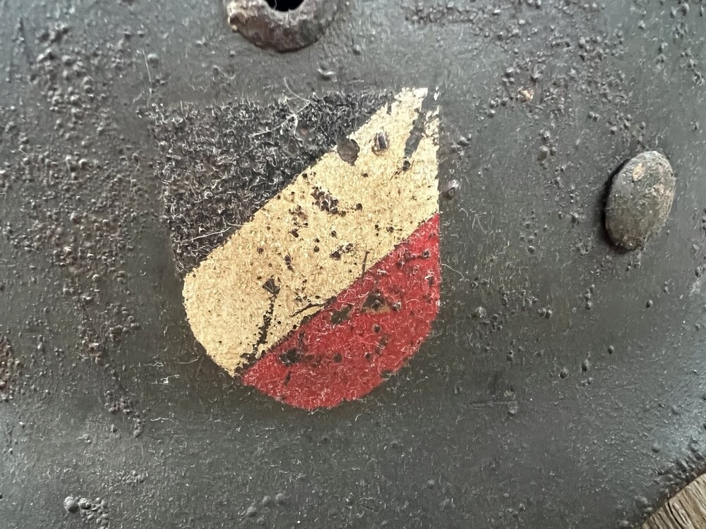 Wehrmacht helmet M35 DD / from Stalingrad