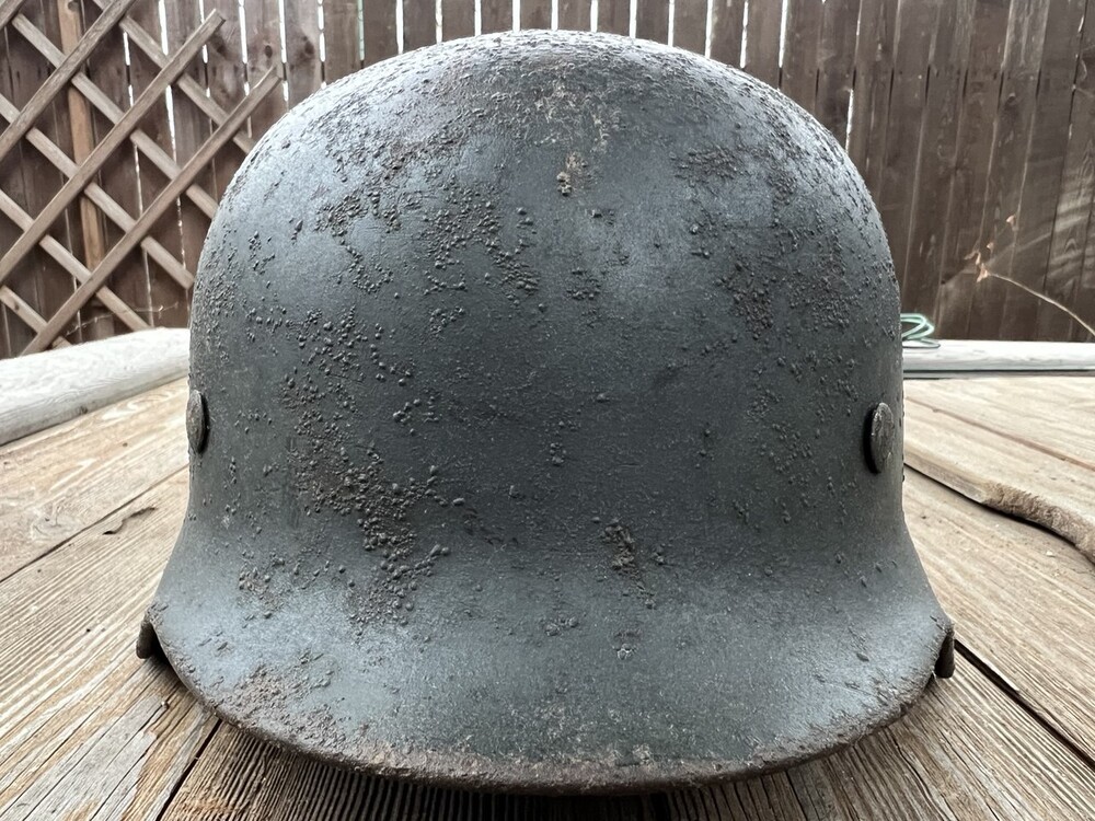 Wehrmacht helmet M35 DD / from Stalingrad