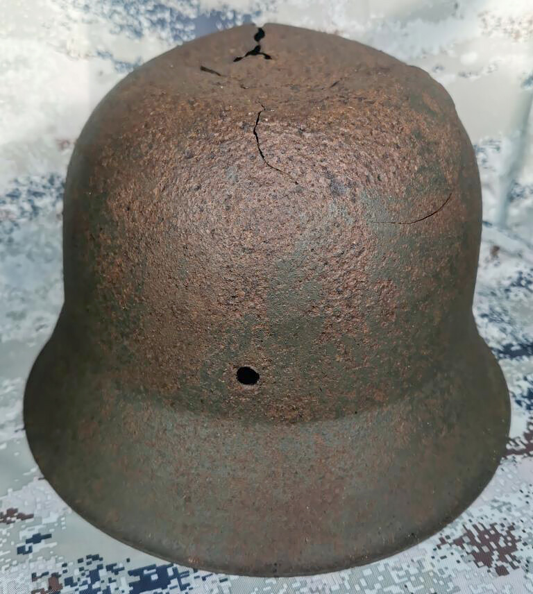 Wehrmacht helmet M42 / from Novgorod