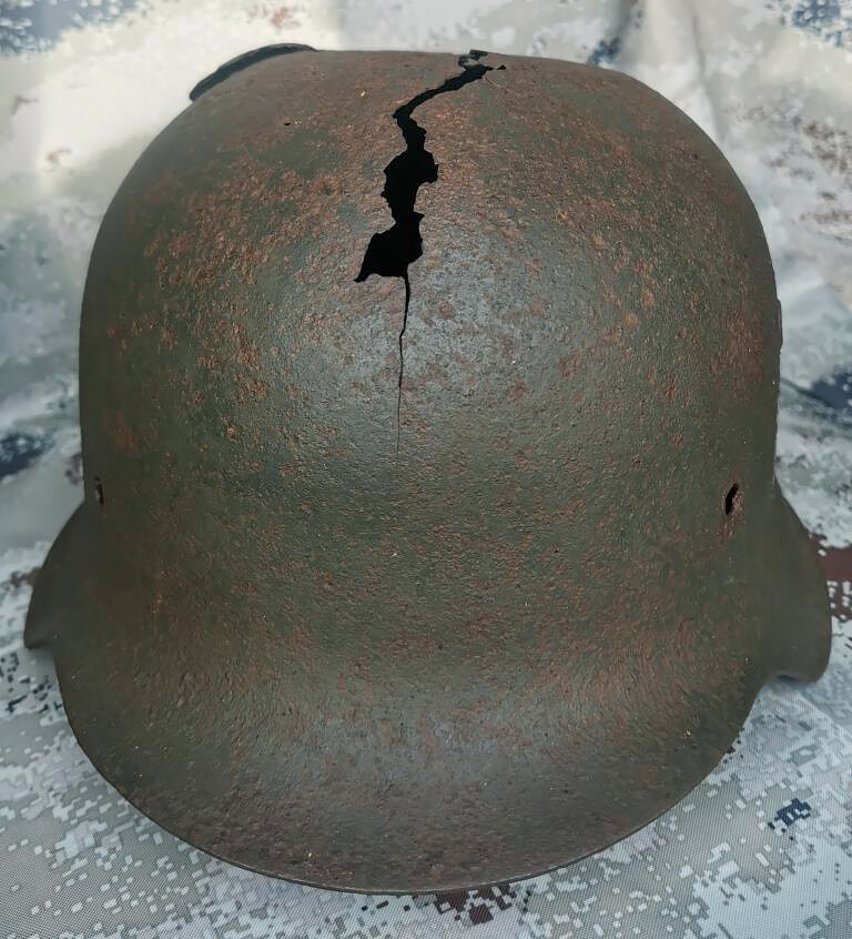 Wehrmacht helmet M42 / from Novgorod