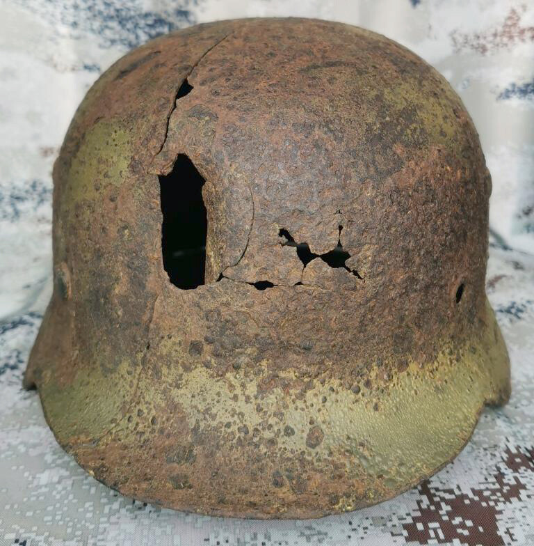 Wehrmacht helmet M40