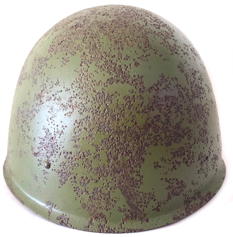 Soviet helmet SSh40 / from Leningrad