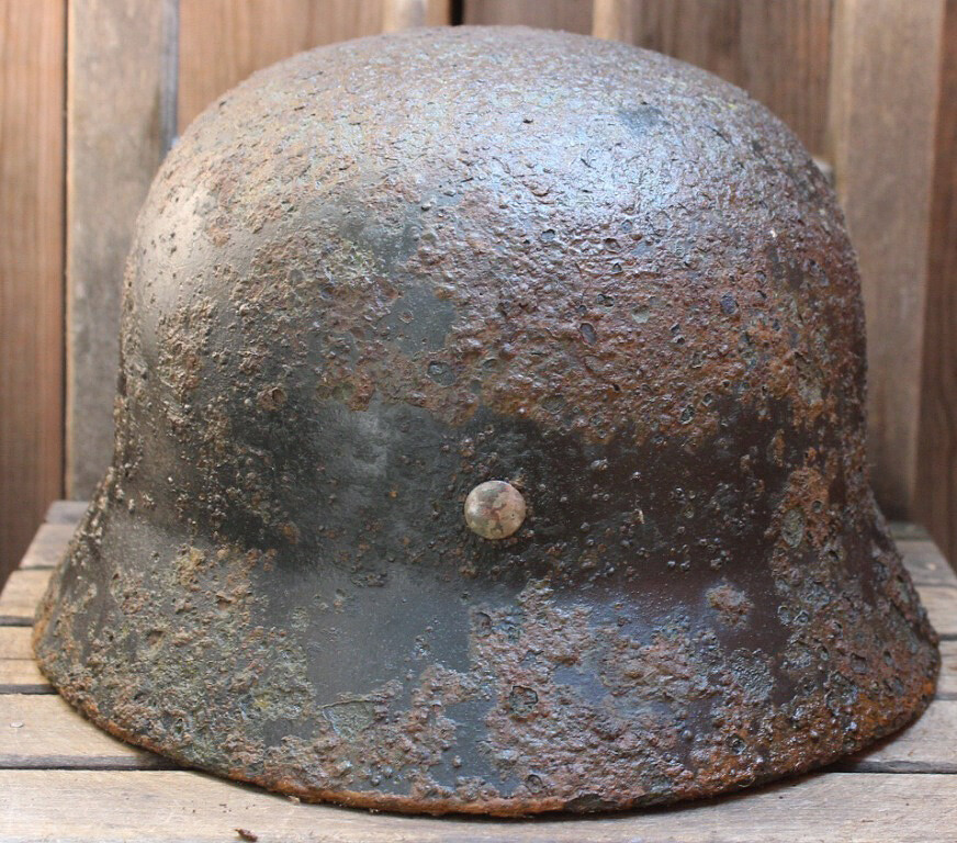 Wehrmacht helmet M35 / from Smolensk