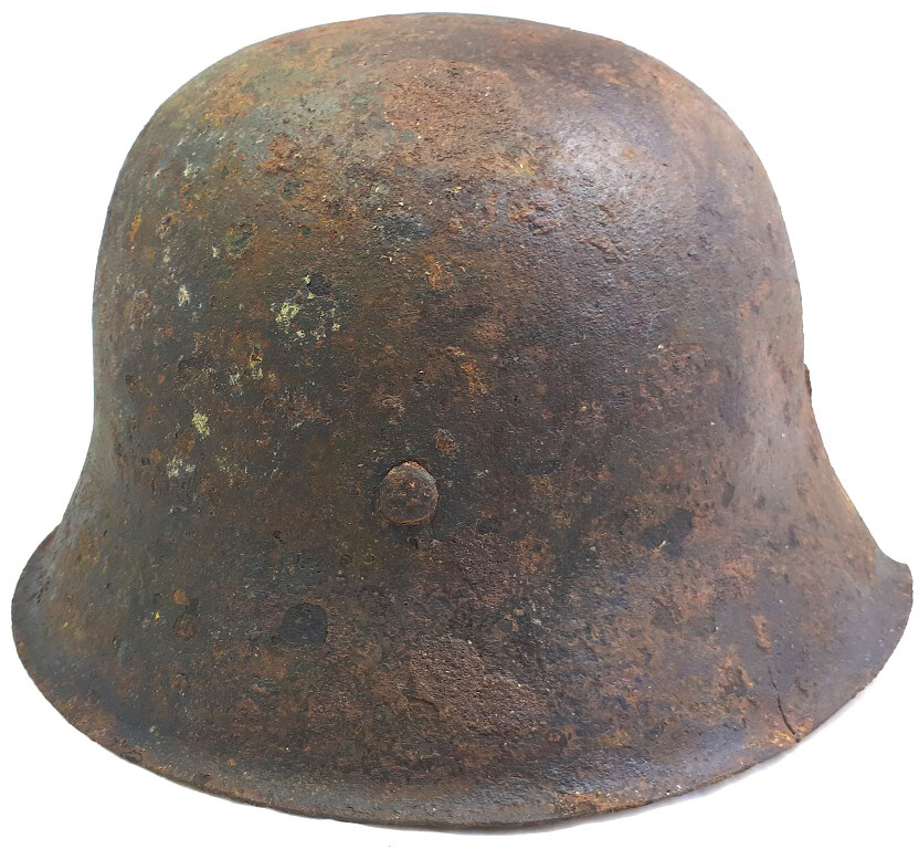 Wehrmacht helmet M42 / from Stalingrad