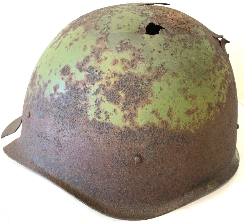 Soviet helmet SSh40 / from Novgorod