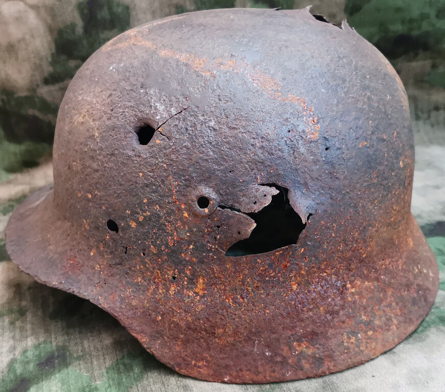 German helmet M40 / from Moscow