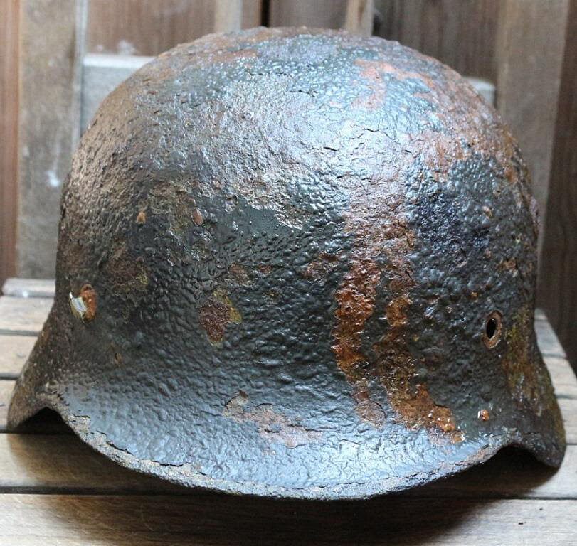 German helmet M35 / from Kaluga