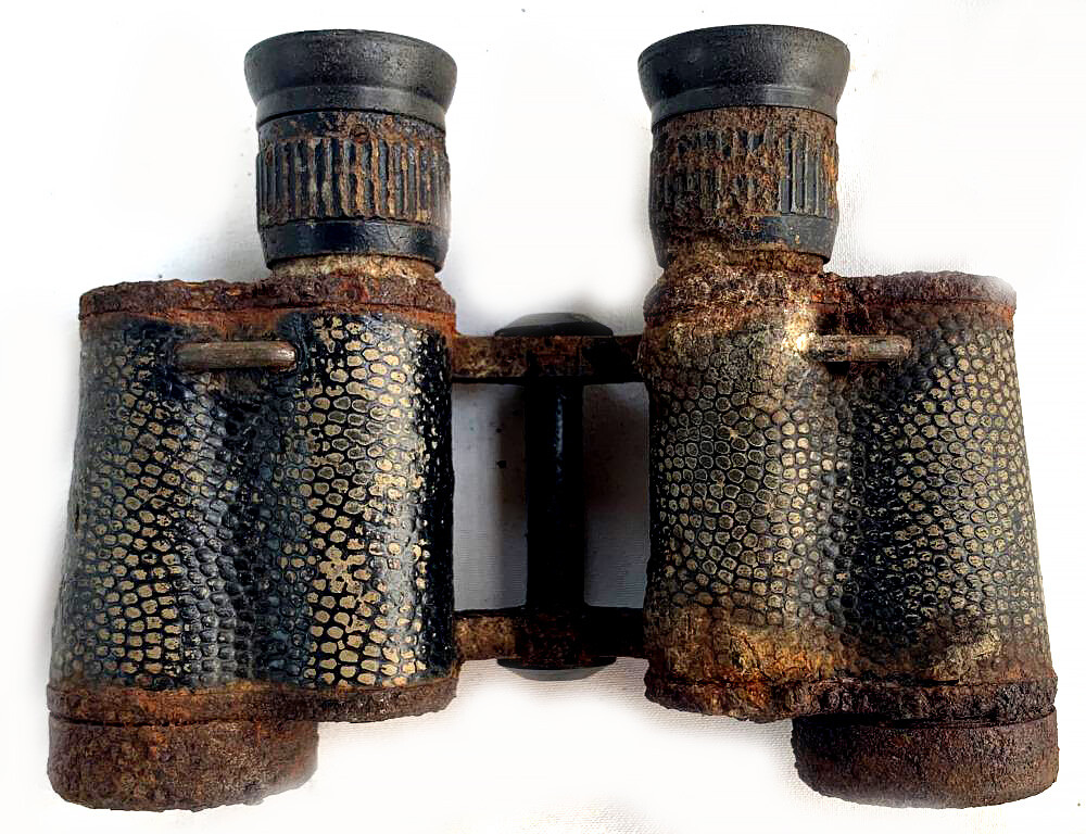  Binoculars / from Novgorod