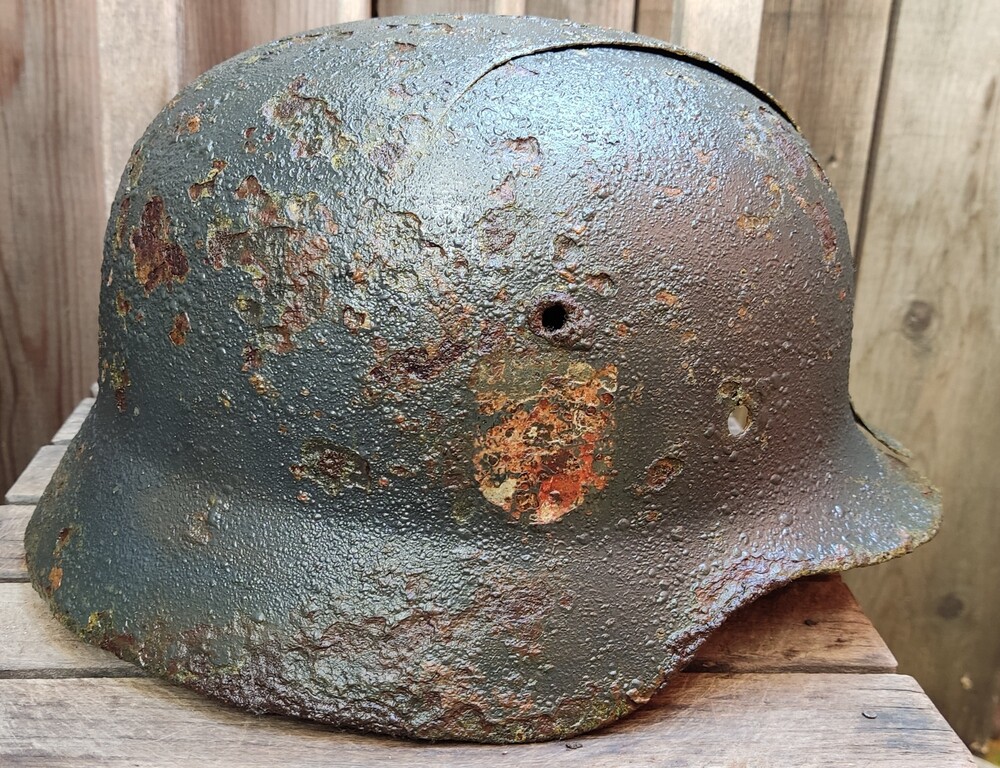 Wehrmacht helmet M35 DD / from Novgorod