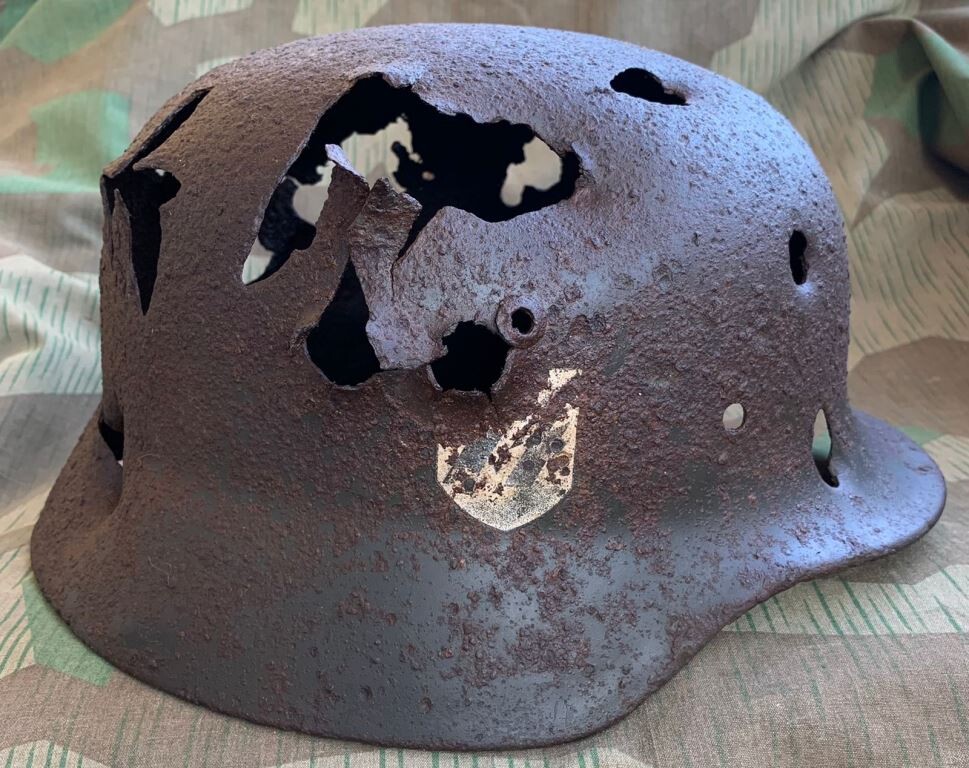 Waffen SS helmet M35 DD / from Demyansk