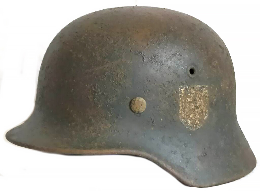Wehrmacht helmet M40 / from Kholm