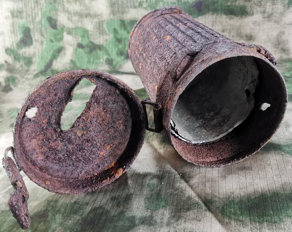 German Gasmask canister / from Orel