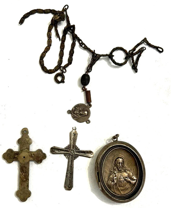 The Catholic amulet / from Leningrad