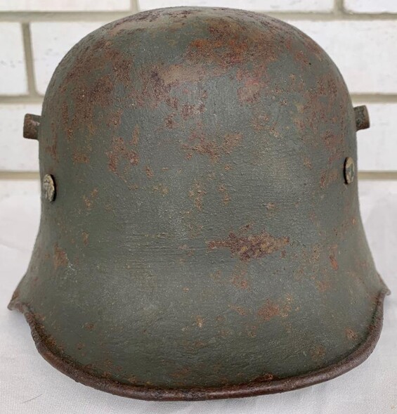 German helmet M18 / from Stalingrad