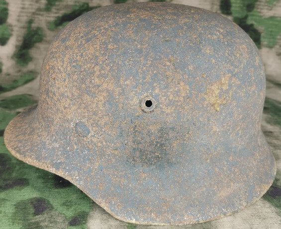 German helmet M40 / from Kursk