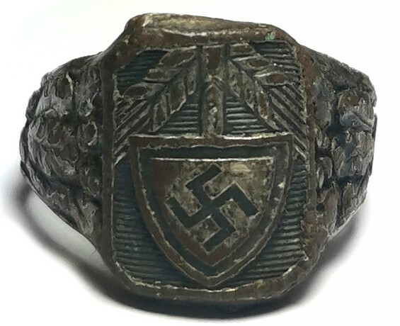 German RAD ring / from Novgorod