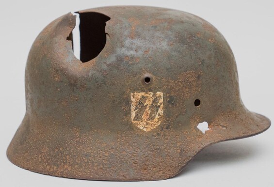 Waffen SS helmet M35 / from Rzhev