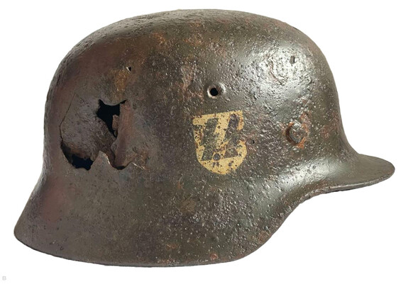 Waffen SS helmet M17 / from Rzhev