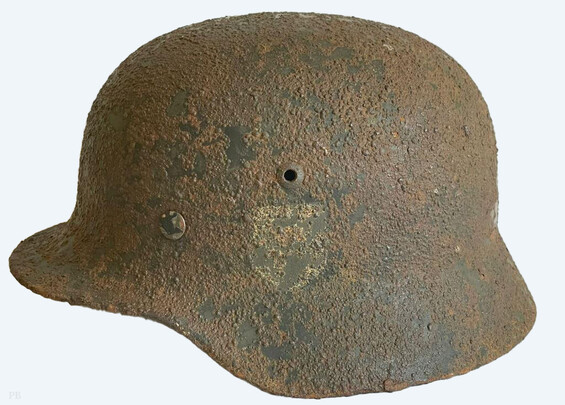 Waffen SS helmet M35 / from Luga