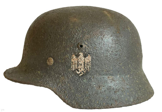 Wehrmacht helmet M35 DD / from Leningrad