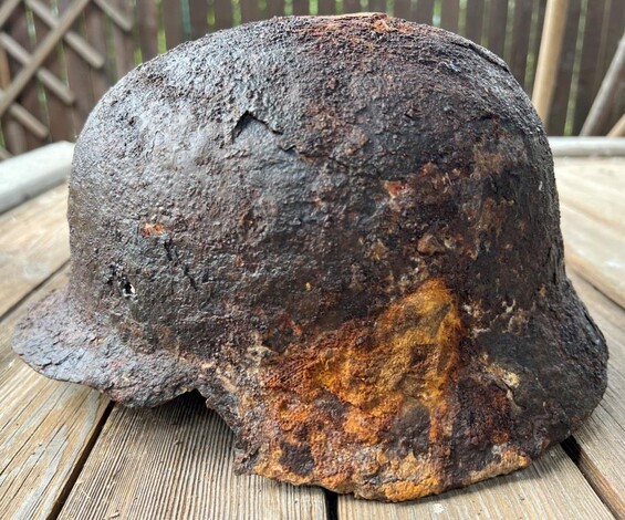 German helmet M35 / from Stalingrad