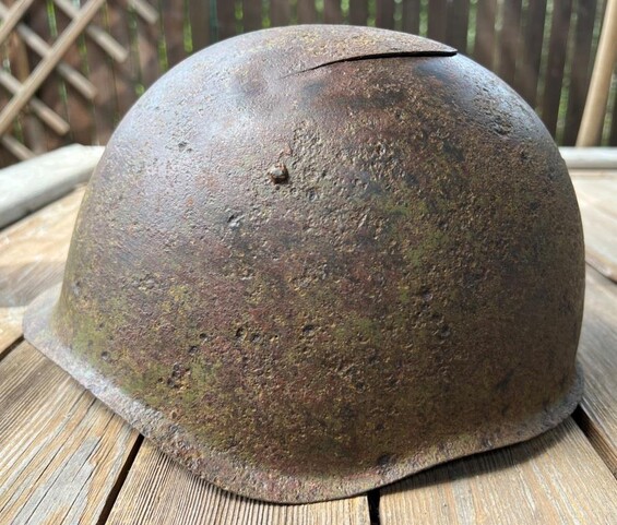 Soviet helmet SSh39 / from Stalingrad 