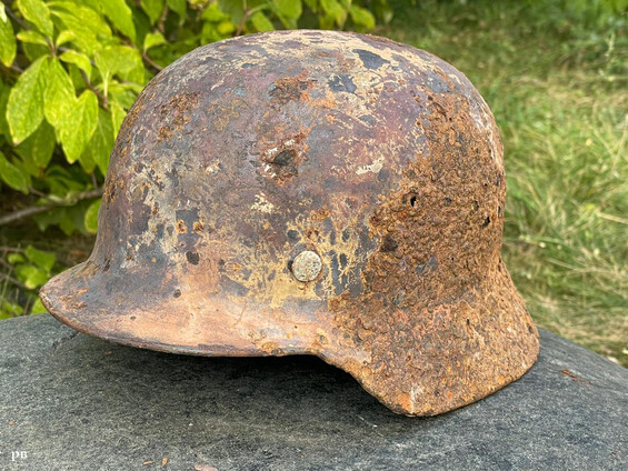 German helmet M35 / from Smolensk