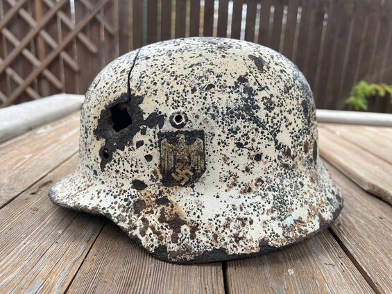 Winter camo Wehrmacht helmet M40 / from Stalingrad