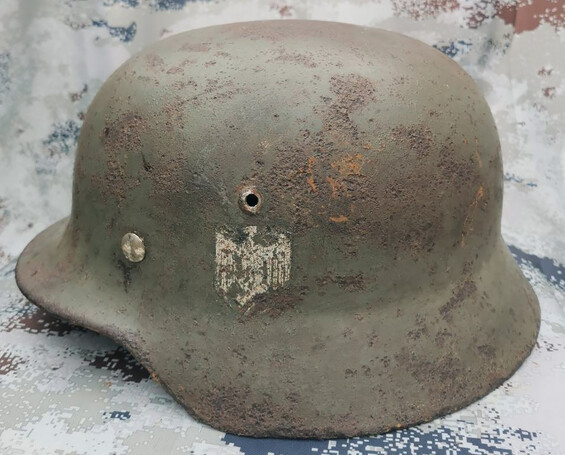 Wehrmacht helmet M35 DD / from Stalingrad