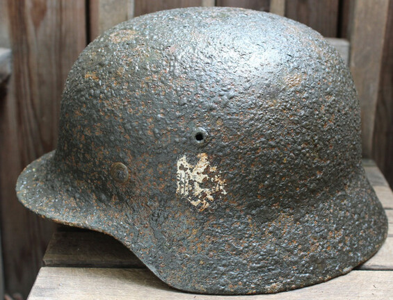 Wehrmacht helmet M35 DD / from Smolensk