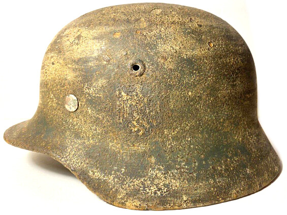 Wehrmacht helmet M40 / from Voronezh