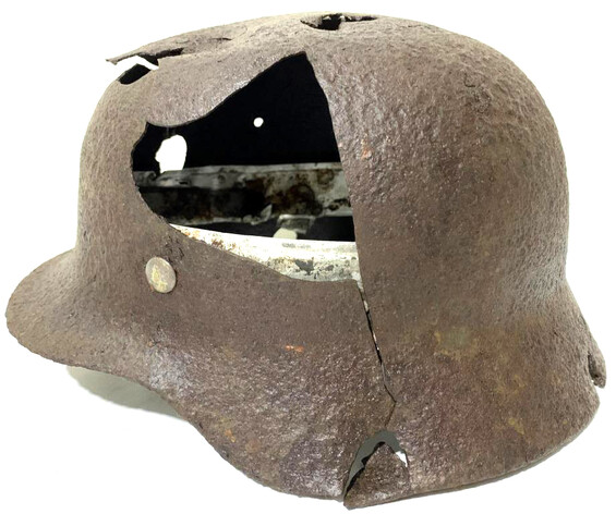 German helmet M35 / from Novgorod 