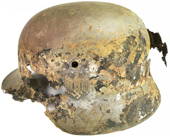 Wehrmacht helmet M35 / from Koenigsberg