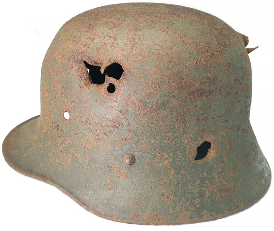 German helmet M16 / from Stalingrad