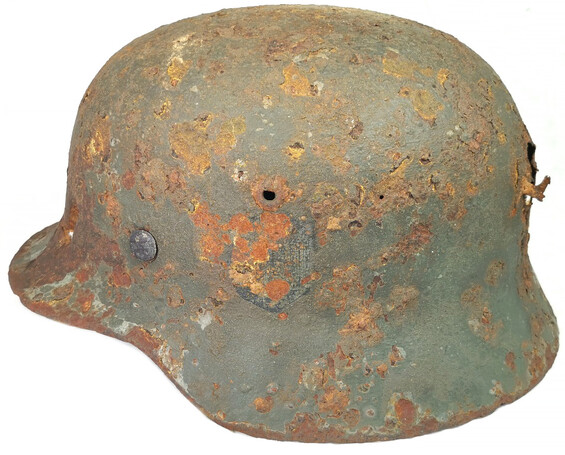 Wehrmacht helmet M35 / from Demyansk pocket