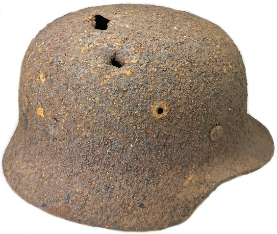 Very rusty German helmet M0 from Stalingrad