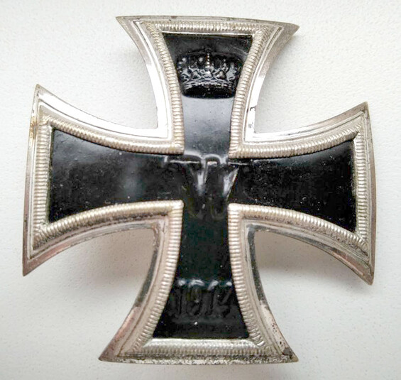 Iron Cross 1st class by Wilhelm Deumer Lüdenscheld