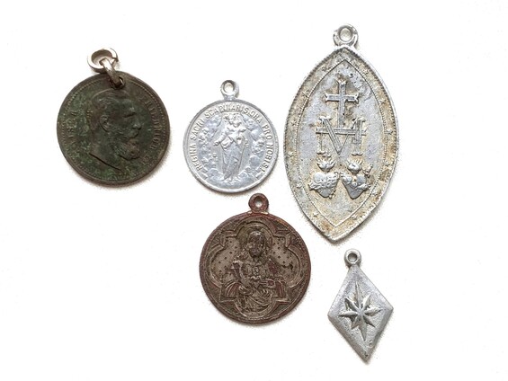  Catholic pendants
