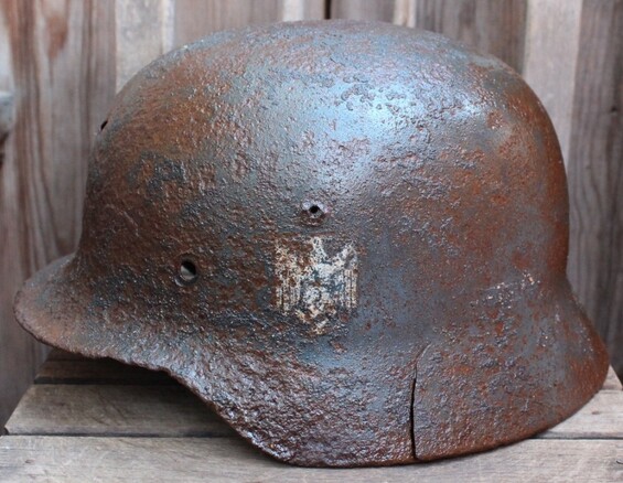 Wehrmacht helmet M35 DD / from Novgorod