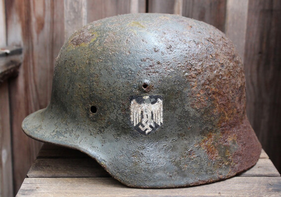 Wehrmacht helmet M35 / from Karelia