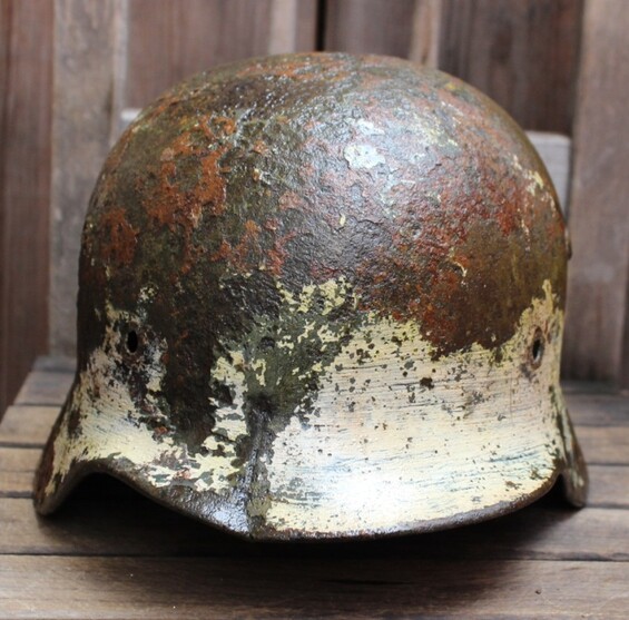 Winter Camo German helmet M35 / from Königsberg