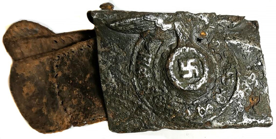 Belt buckle Waffen SS "Meine Ehre heißt Treue" / from Tosno