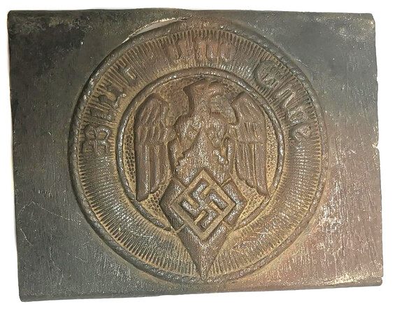 Hitler-Jugend belt buckle "Blut und Ehre" / from Novgorod