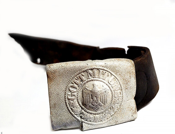 Wehrmacht remains of the belt with buckle "Gott mit Uns"/ from Stalingrad