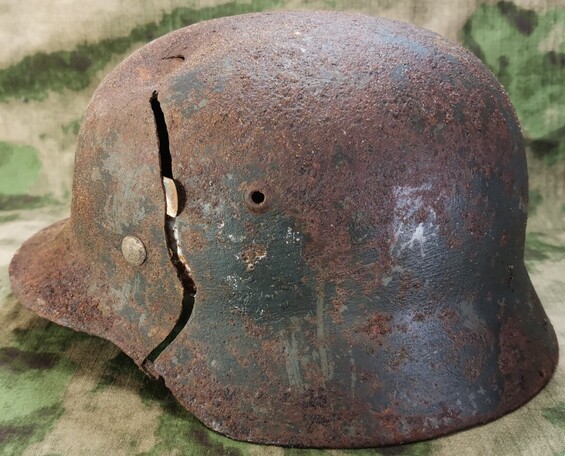 German helmet M35 / from Vyazma