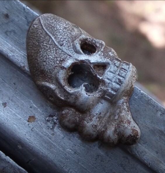 Panzer collar tab skull / from Königsberg