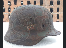 German helmet М35 / from Stalingrad