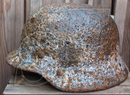 Winter camo Wehrmacht helmet M40 / from Smolensk
