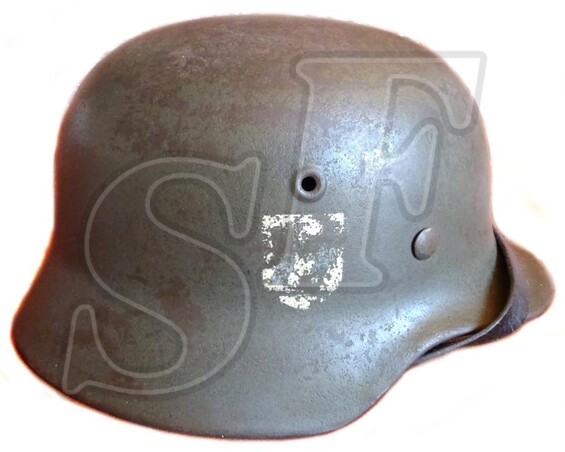 German helmet M40 / 5th SS Panzer Division Wiking